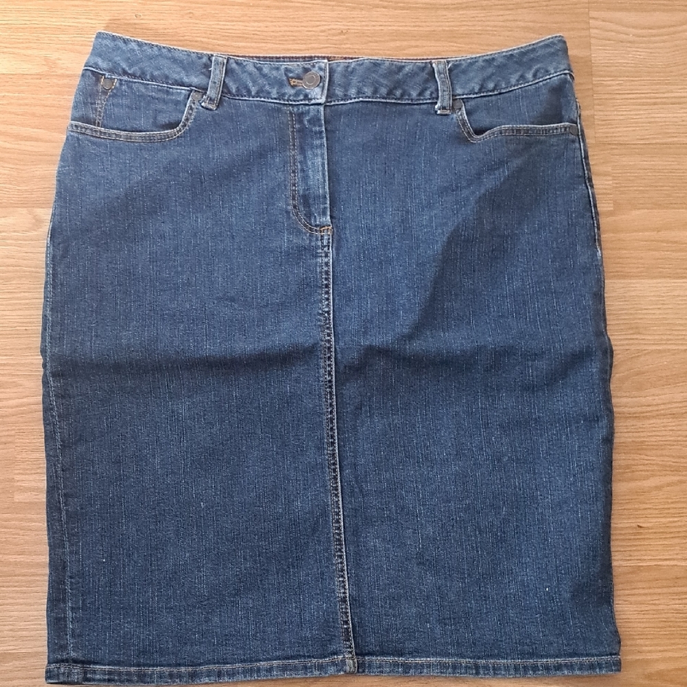 TALBOTS denim Skirt Size 10